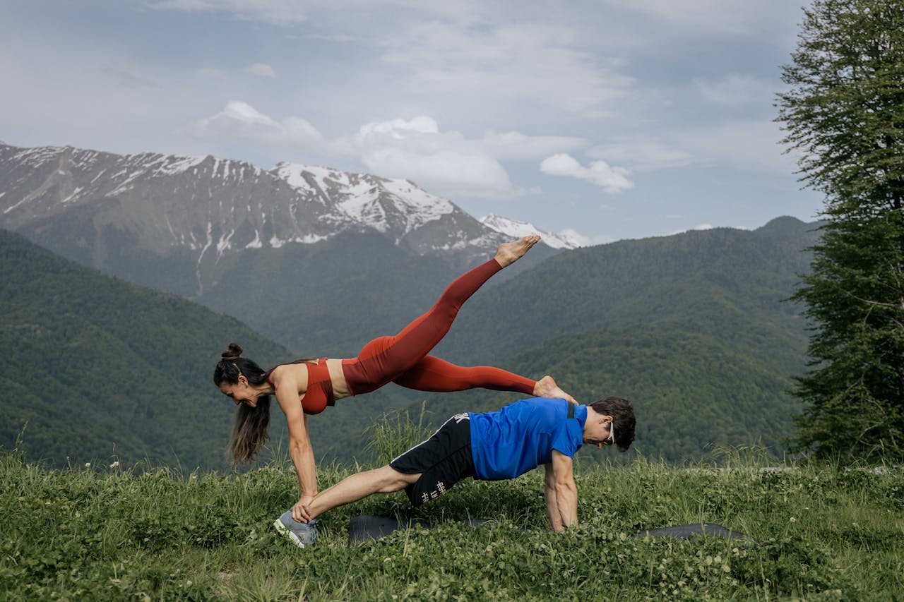 Stresi Azaltan ve Enerjinizi Artıran Yoga Rutinleri